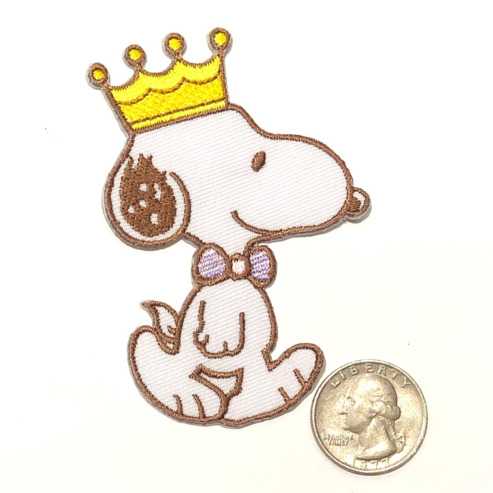 Snoopy patch iron on Peanuts cartoon retro prince
